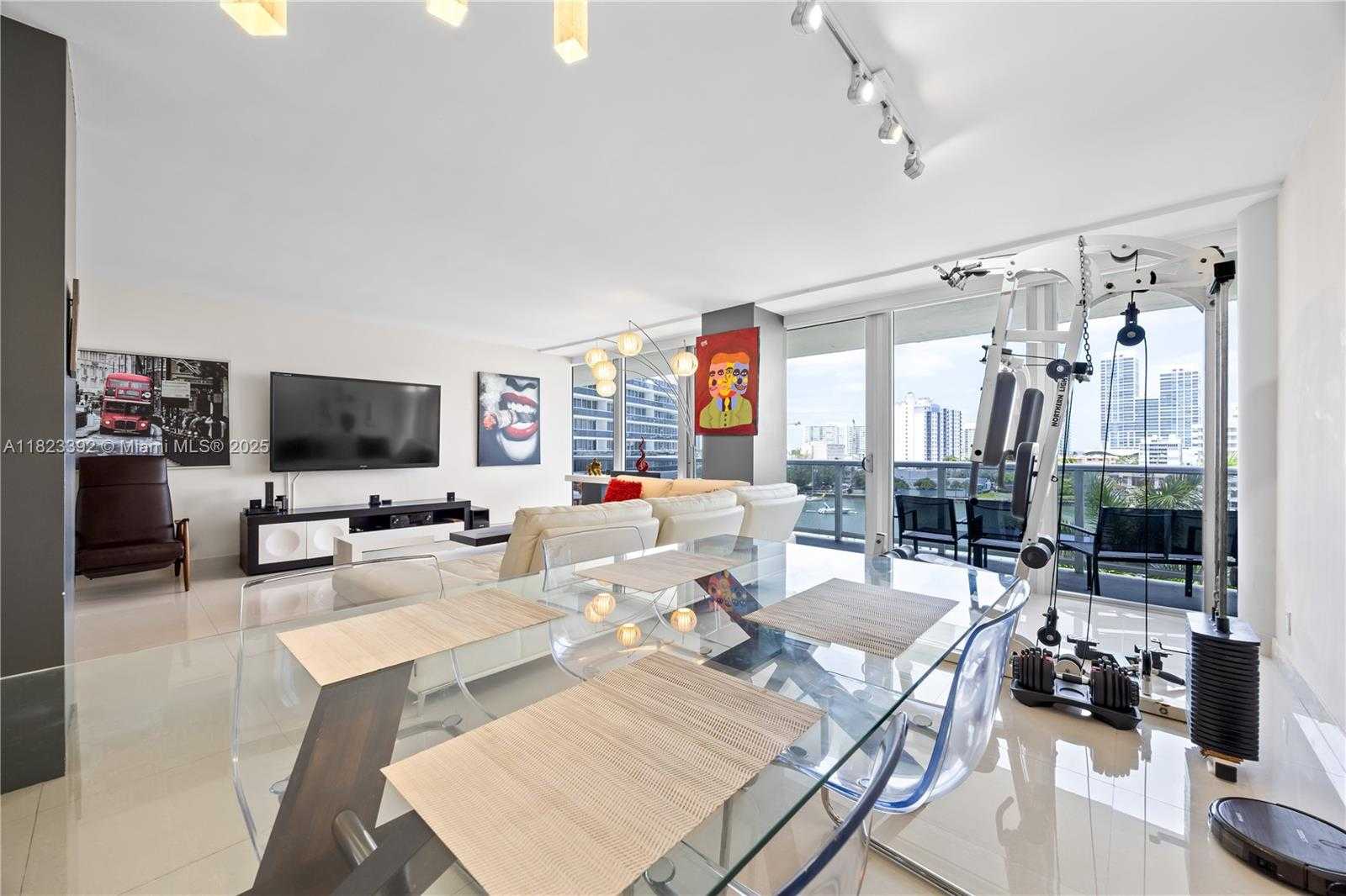 Small Image of 900 BAY DR #620,622, & 624, Miami Beach Number 9