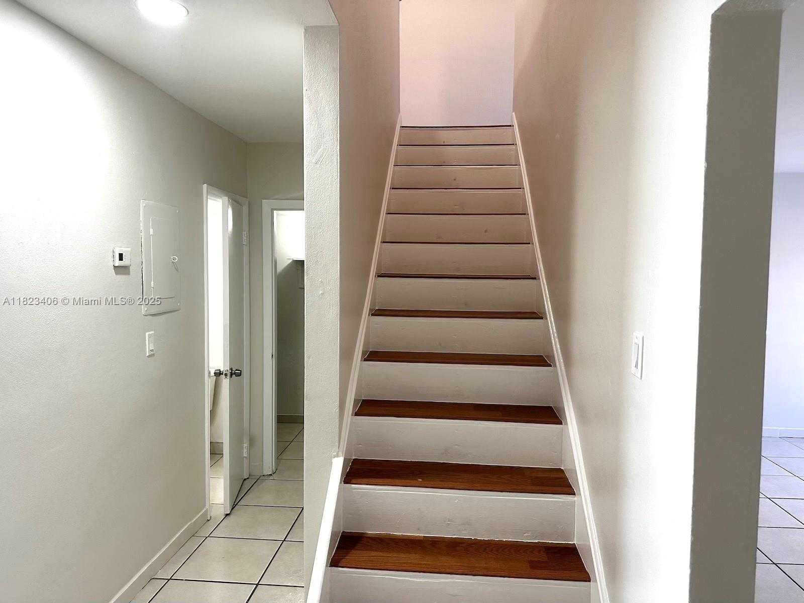 Small Image of 6881 WEST 16TH DR, Hialeah Number 10