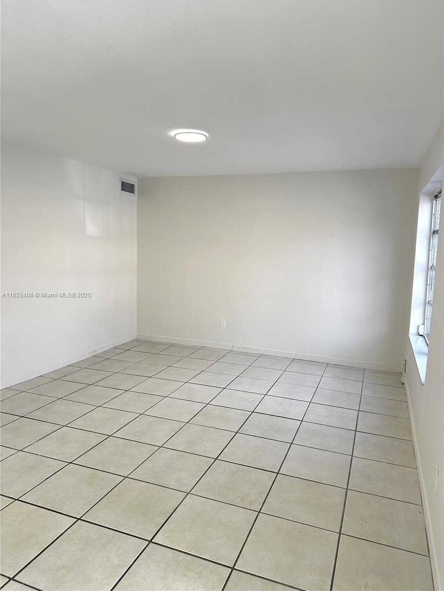Small Image of 6881 WEST 16TH DR, Hialeah Number 11
