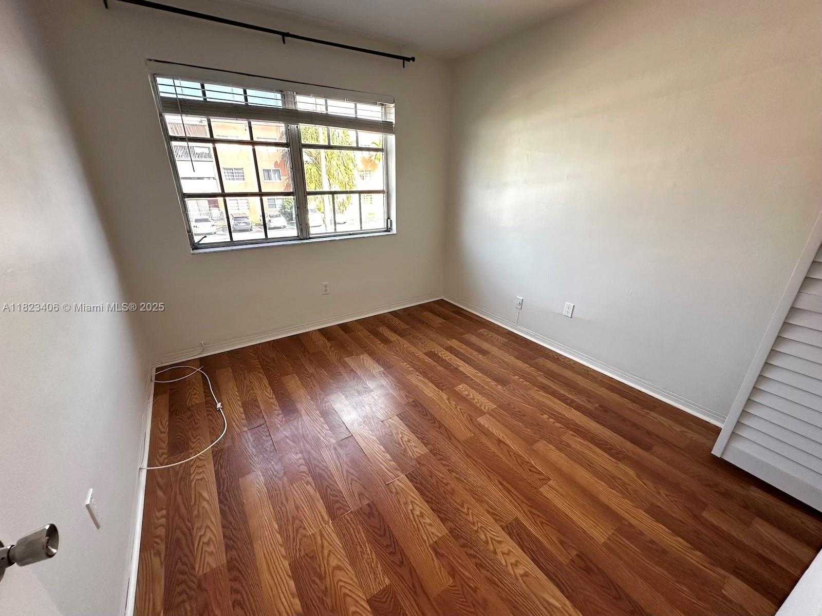 Small Image of 6881 WEST 16TH DR, Hialeah Number 13