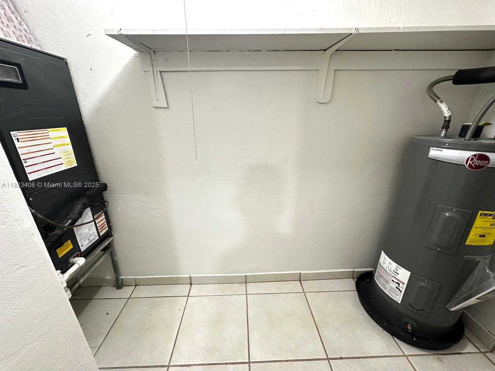 Small Image of 6881 WEST 16TH DR, Hialeah Number 19