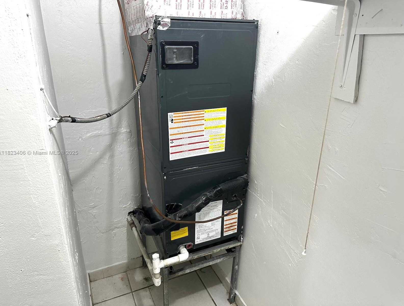 Small Image of 6881 WEST 16TH DR, Hialeah Number 20