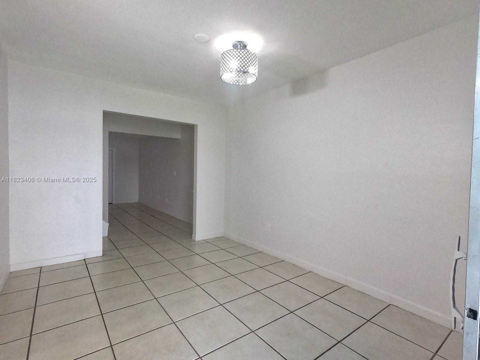 Small Image of 6881 WEST 16TH DR, Hialeah Number 24