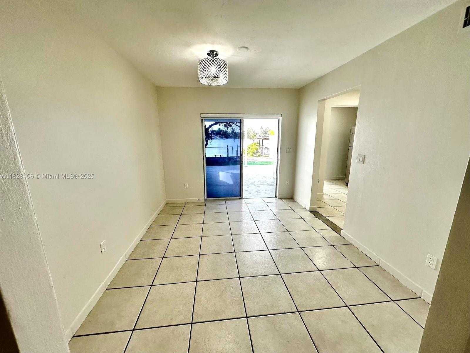 Small Image of 6881 WEST 16TH DR, Hialeah Number 25