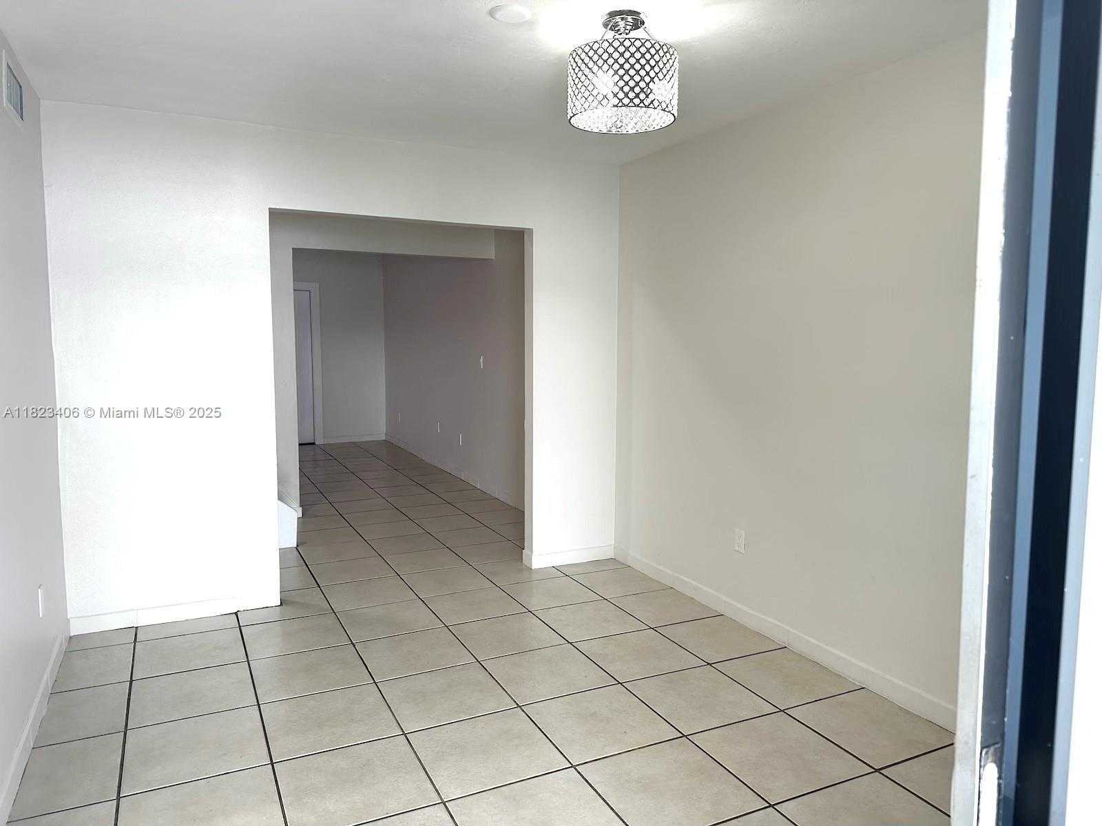 Small Image of 6881 WEST 16TH DR, Hialeah Number 26