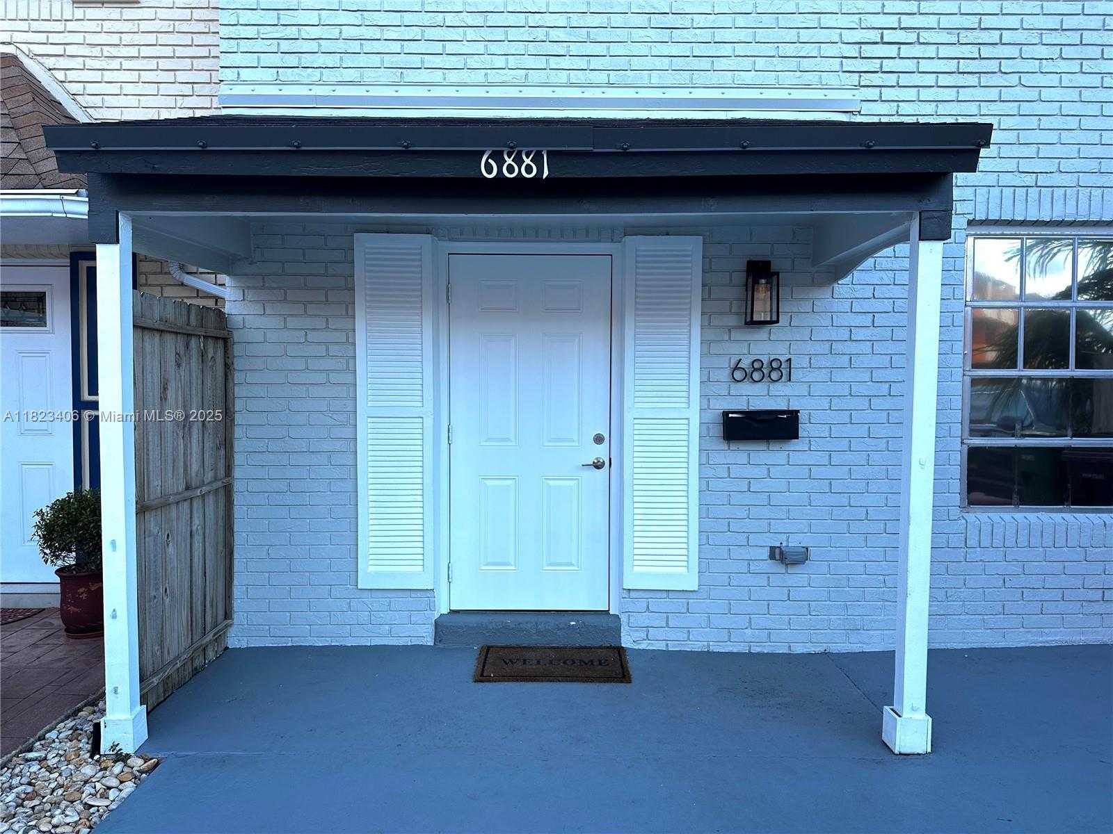 Small Image of 6881 WEST 16TH DR, Hialeah Number 3