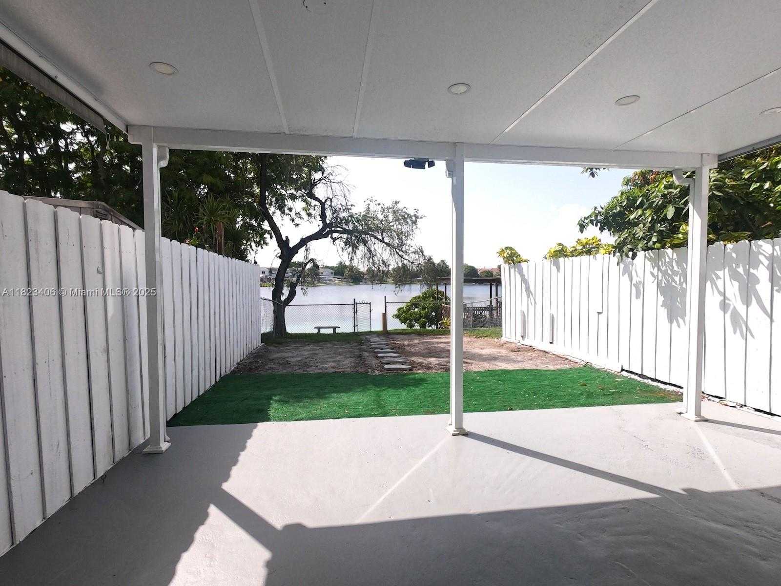 Small Image of 6881 WEST 16TH DR, Hialeah Number 40