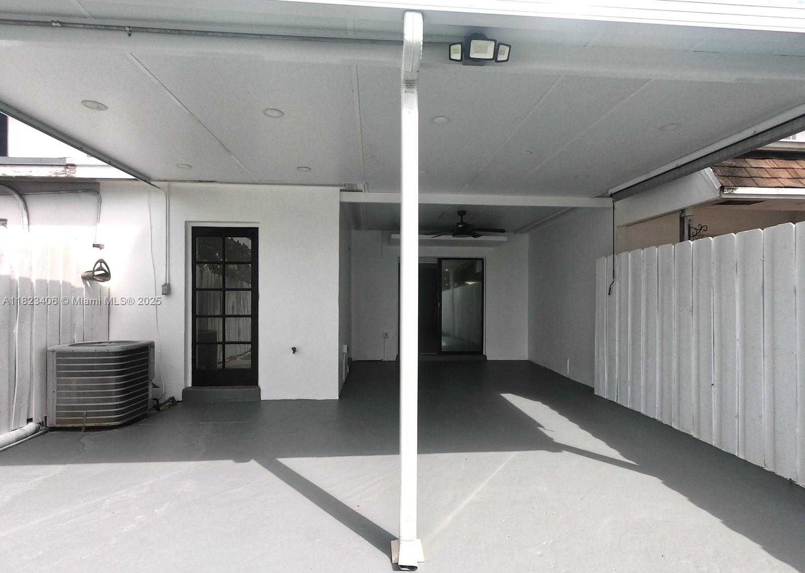 Small Image of 6881 WEST 16TH DR, Hialeah Number 41