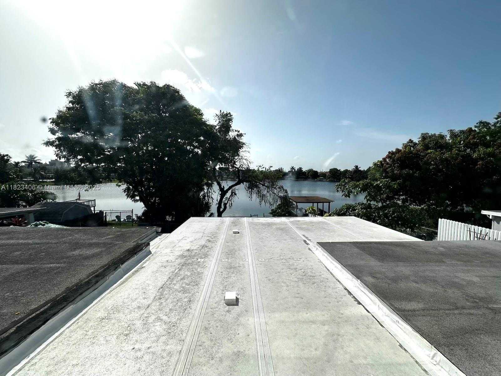 Small Image of 6881 WEST 16TH DR, Hialeah Number 43