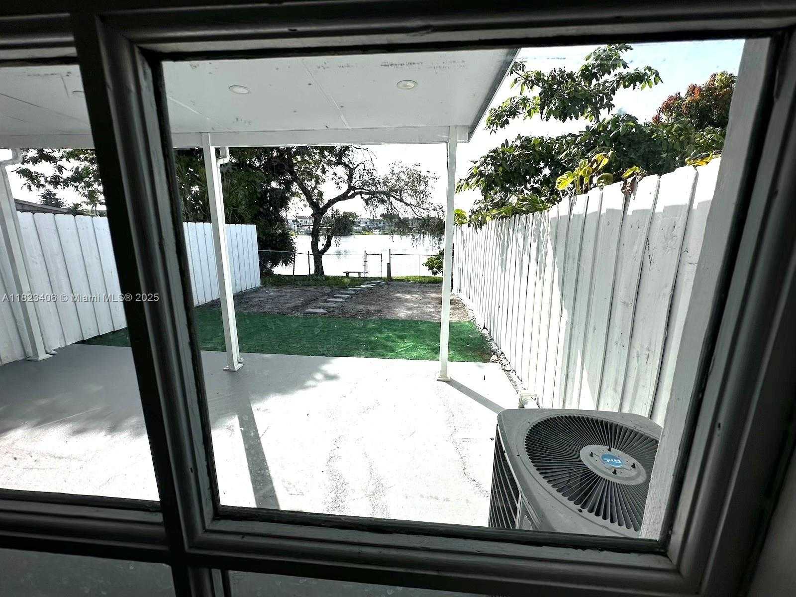 Small Image of 6881 WEST 16TH DR, Hialeah Number 46