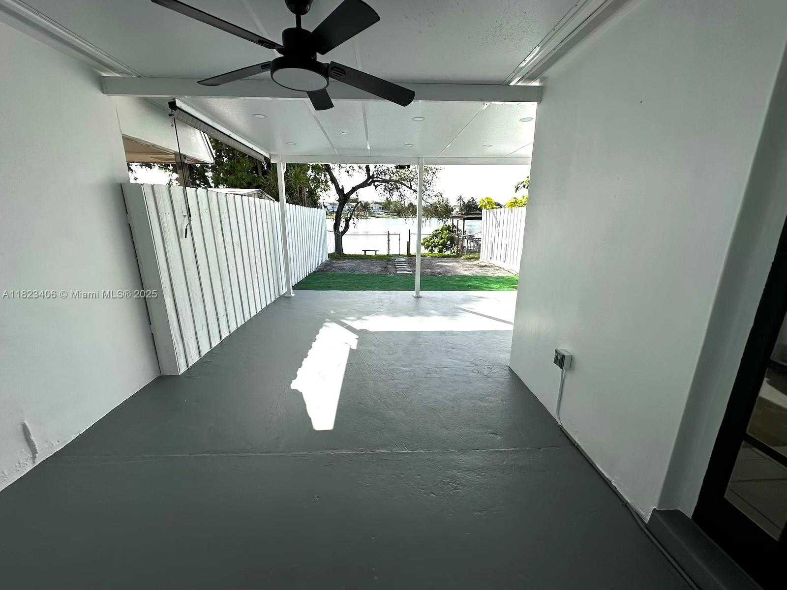 Small Image of 6881 WEST 16TH DR, Hialeah Number 47