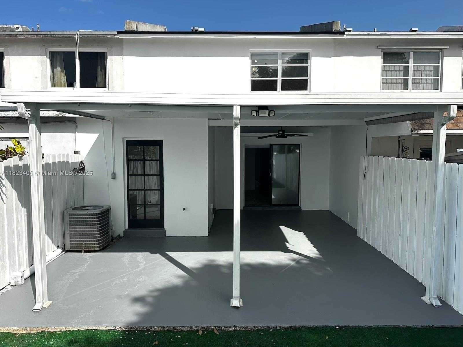 Small Image of 6881 WEST 16TH DR, Hialeah Number 56