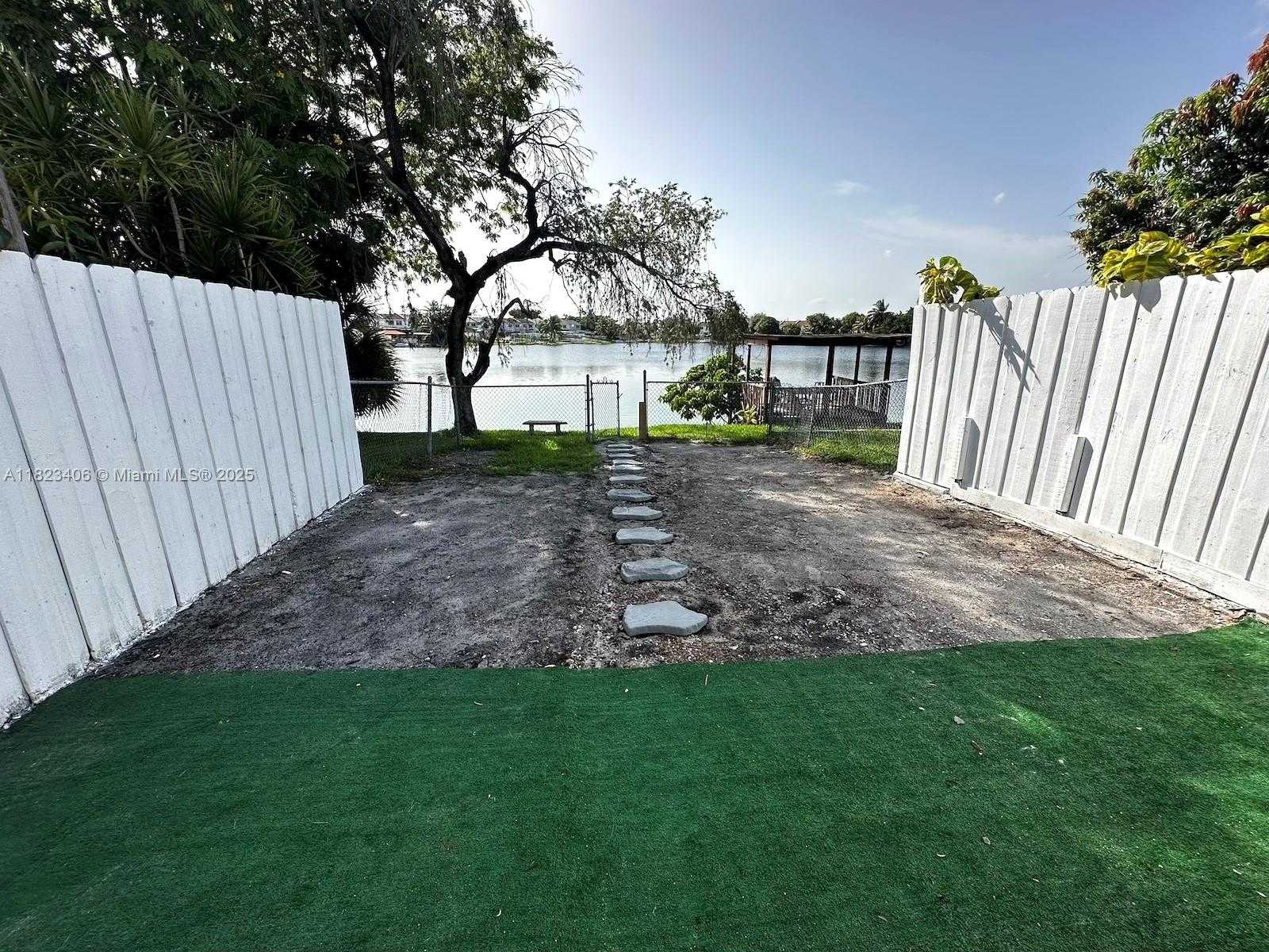 Small Image of 6881 WEST 16TH DR, Hialeah Number 57