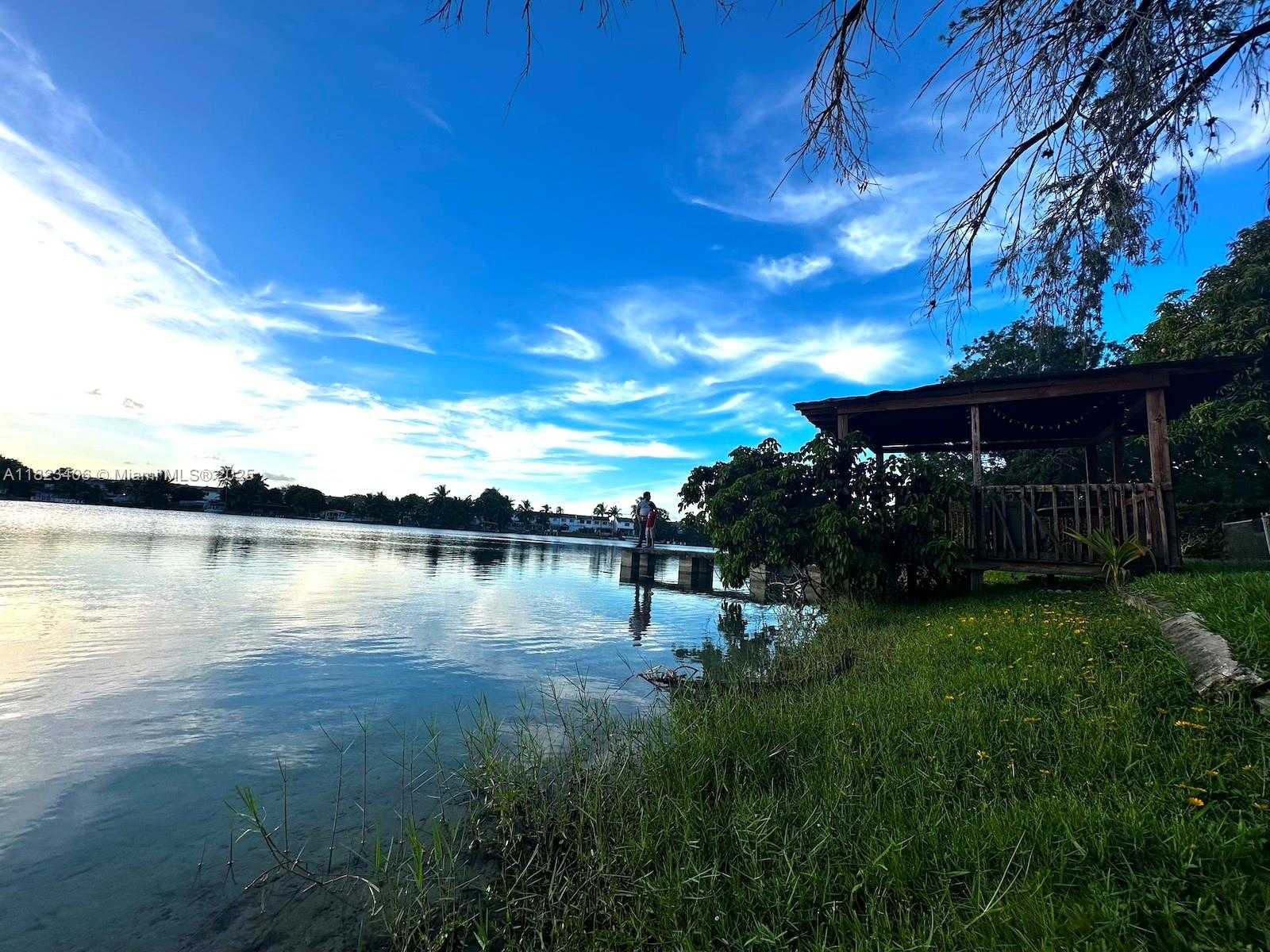 Small Image of 6881 WEST 16TH DR, Hialeah Number 6