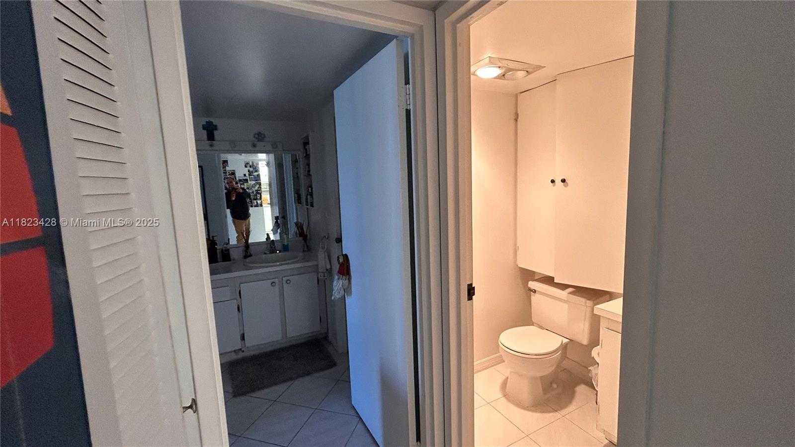 Small Image of 100 BAYVIEW DR #1030, Sunny Isles Beach Number 15