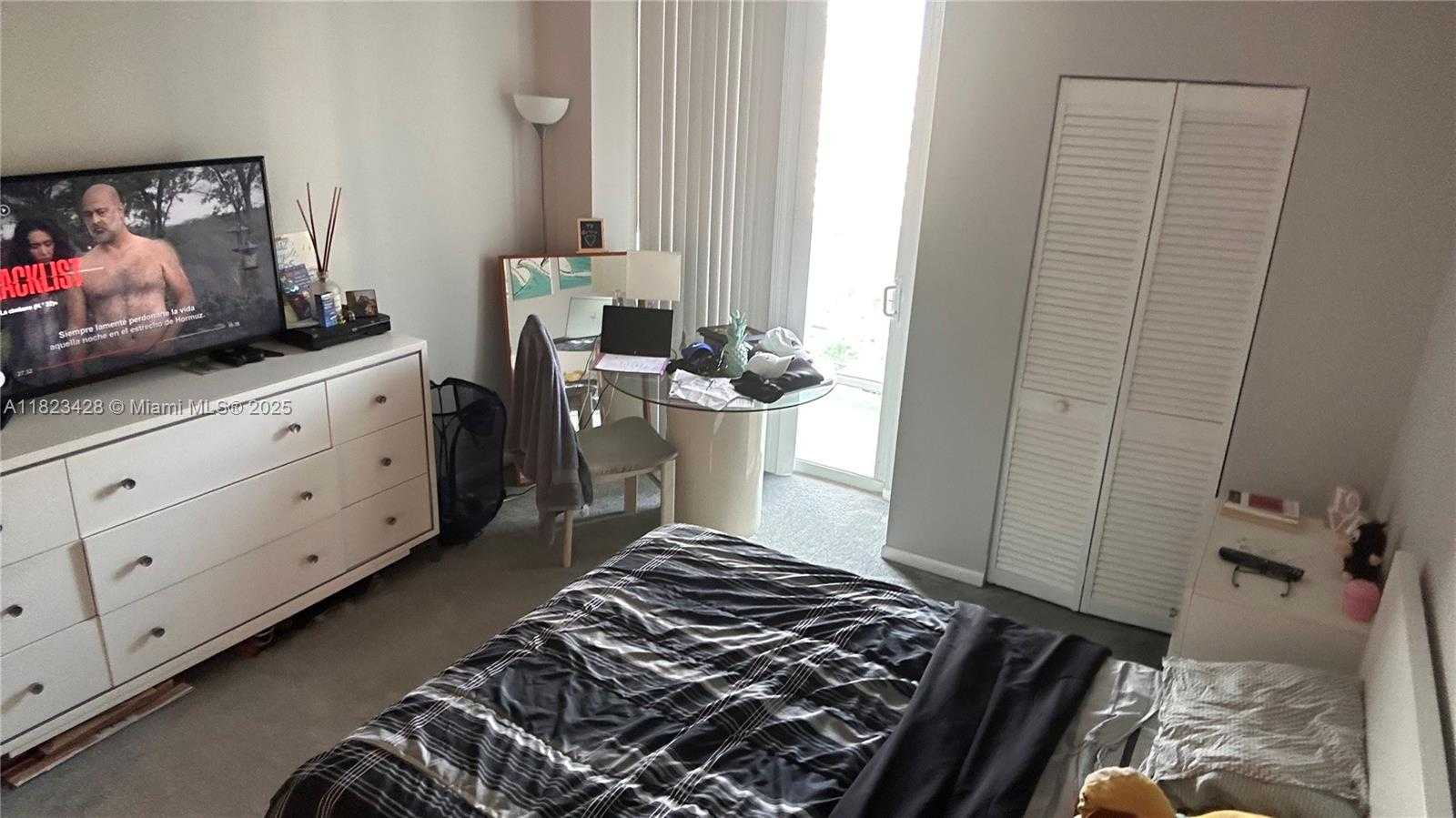 Small Image of 100 BAYVIEW DR #1030, Sunny Isles Beach Number 20