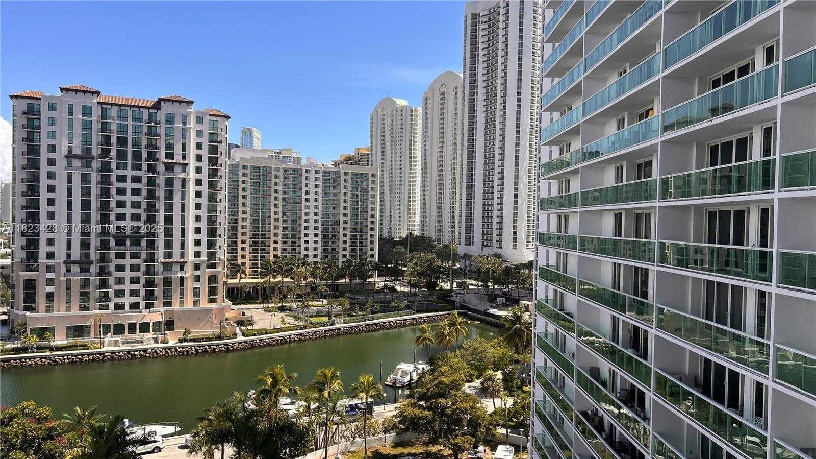 Small Image of 100 BAYVIEW DR #1030, Sunny Isles Beach Number 34