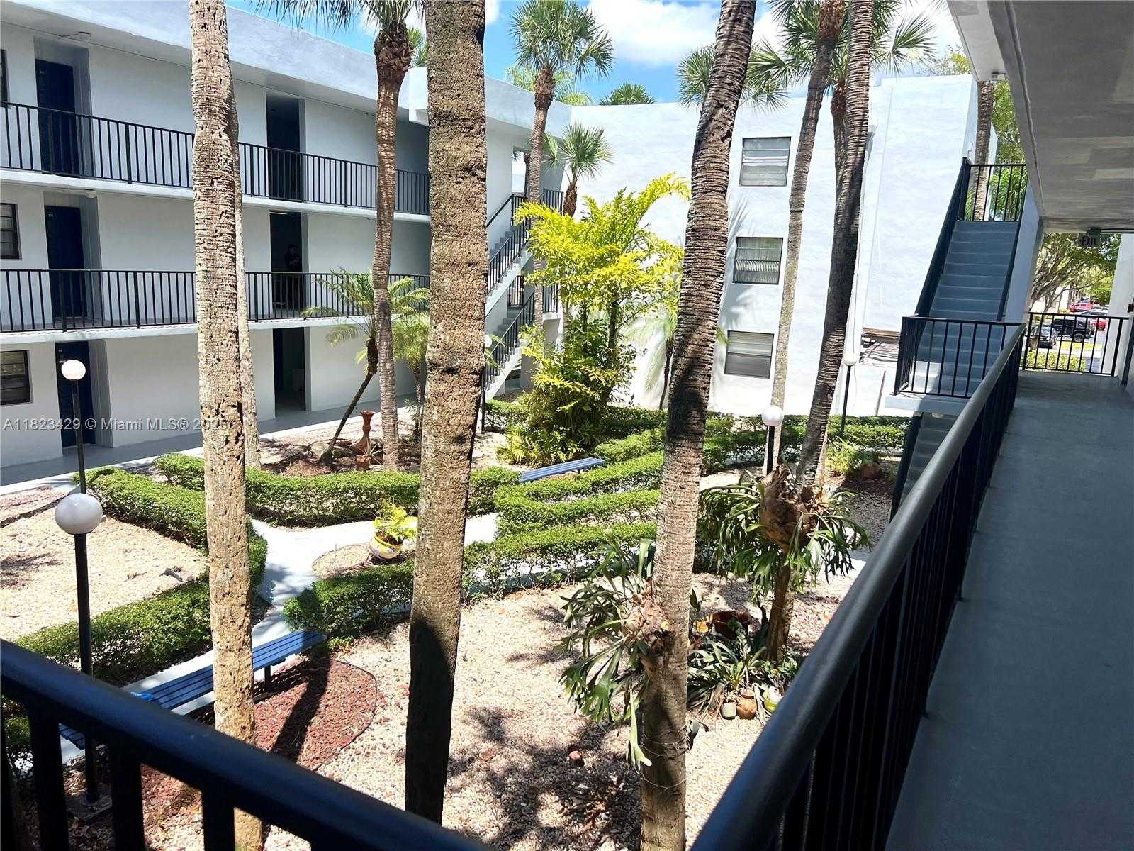 Small Image of 10825 SOUTH WEST 112TH AVE #216, Miami Number 2