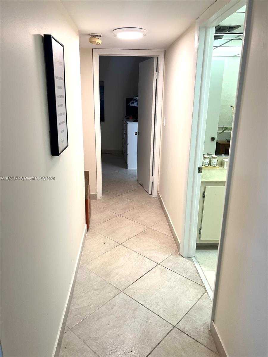 Small Image of 10825 SOUTH WEST 112TH AVE #216, Miami Number 5