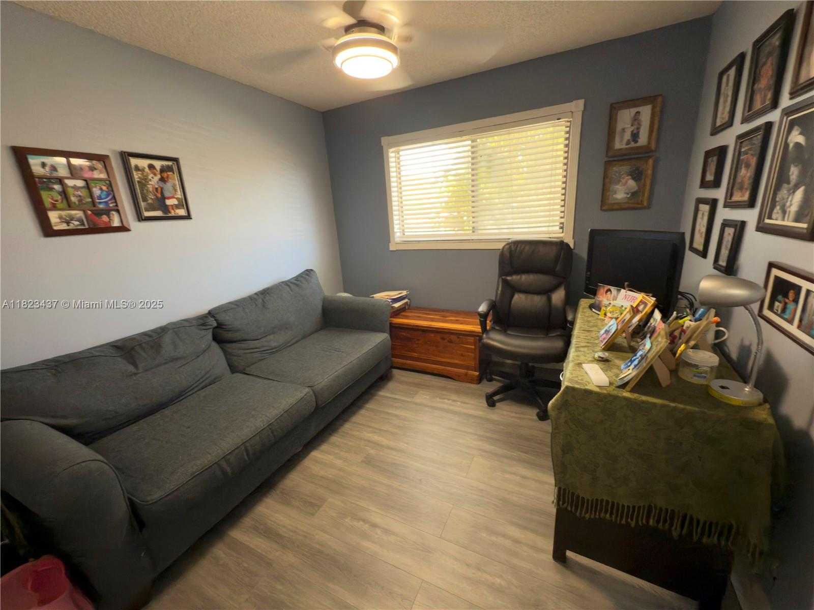 Small Image of 1651 SOUTH WEST 120TH AVE, Pembroke Pines Number 29