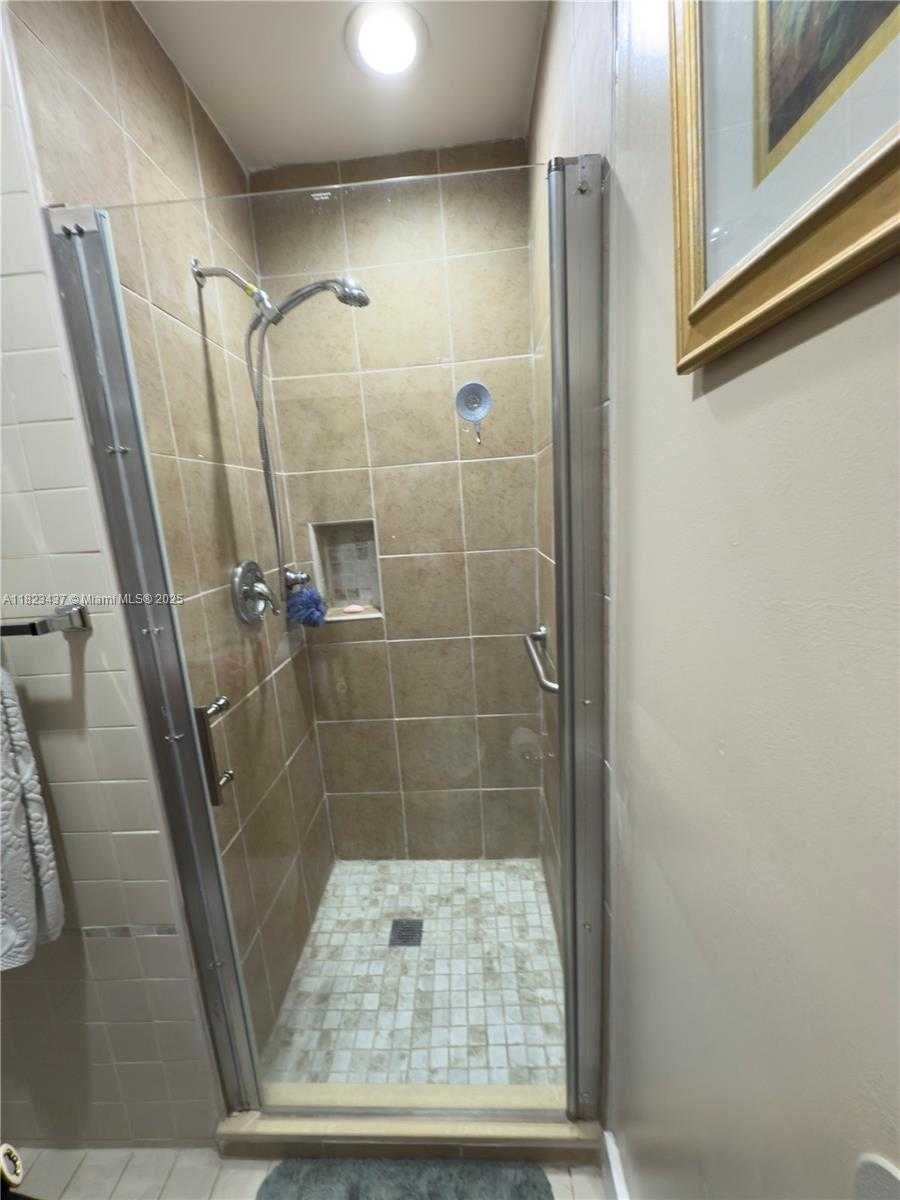 Small Image of 1651 SOUTH WEST 120TH AVE, Pembroke Pines Number 9