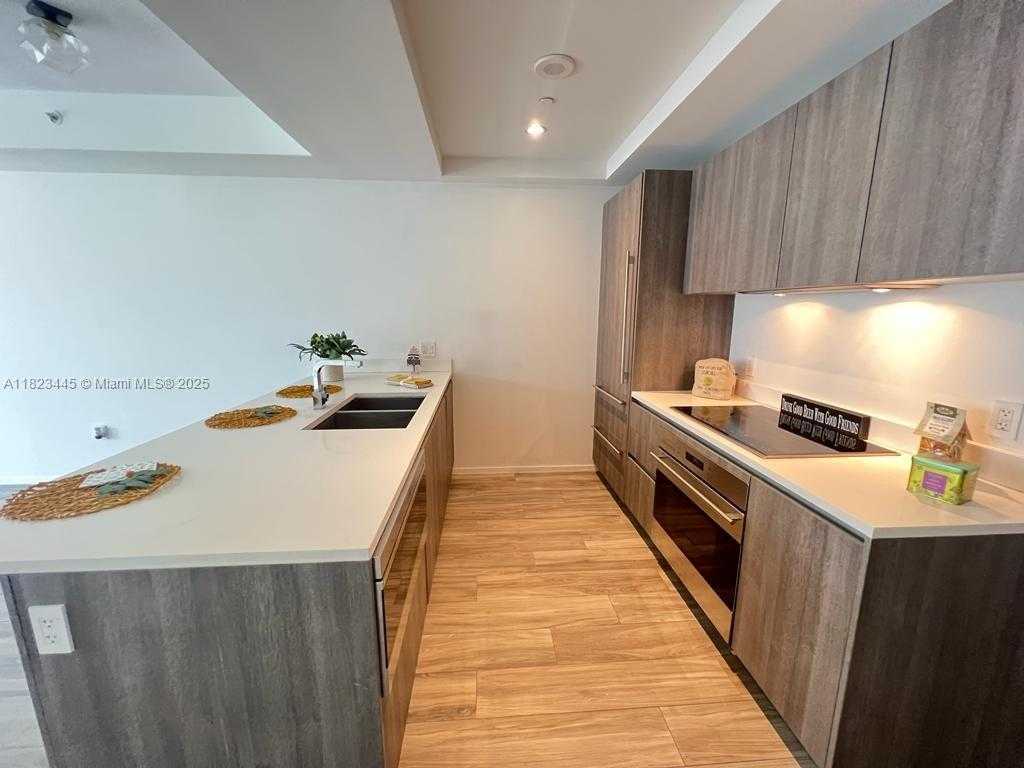 Small Image of 801 SOUTH MIAMI AVE #1202, Miami Number 6