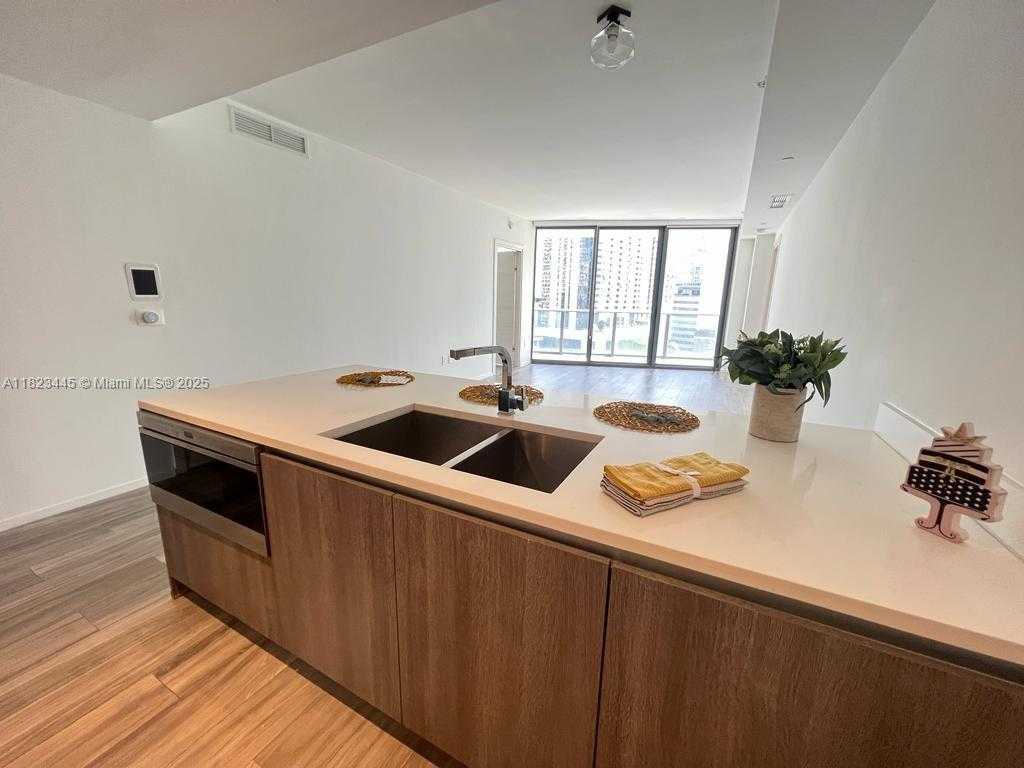 Small Image of 801 SOUTH MIAMI AVE #1202, Miami Number 7