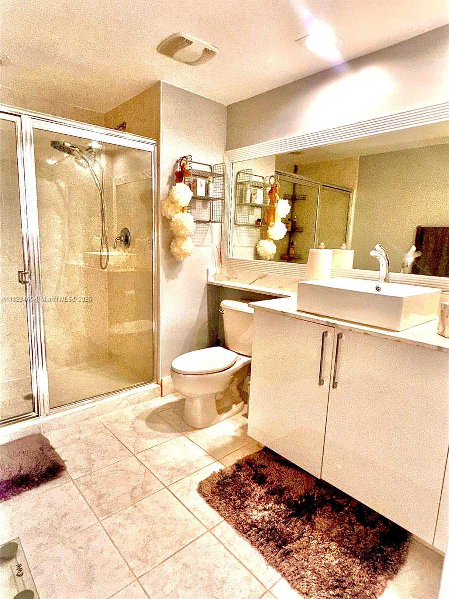 Small Image of 18800 NORTH EAST 29TH AVE #412, Aventura Number 16