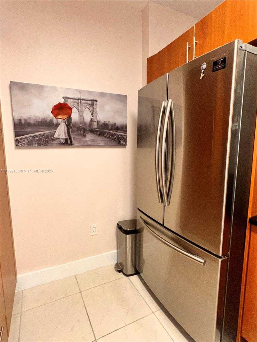 Small Image of 18800 NORTH EAST 29TH AVE #412, Aventura Number 5