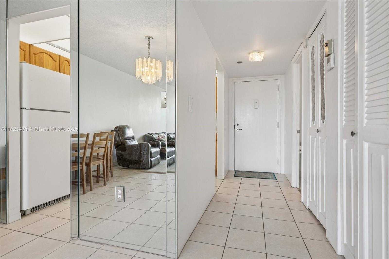 Small Image of 900 SAINT CHARLES PL #420, Pembroke Pines Number 12