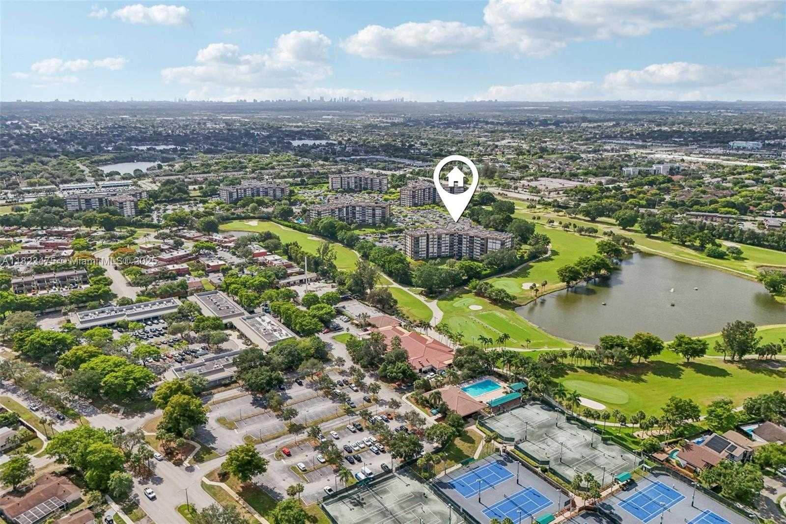 Small Image of 900 SAINT CHARLES PL #420, Pembroke Pines Number 31
