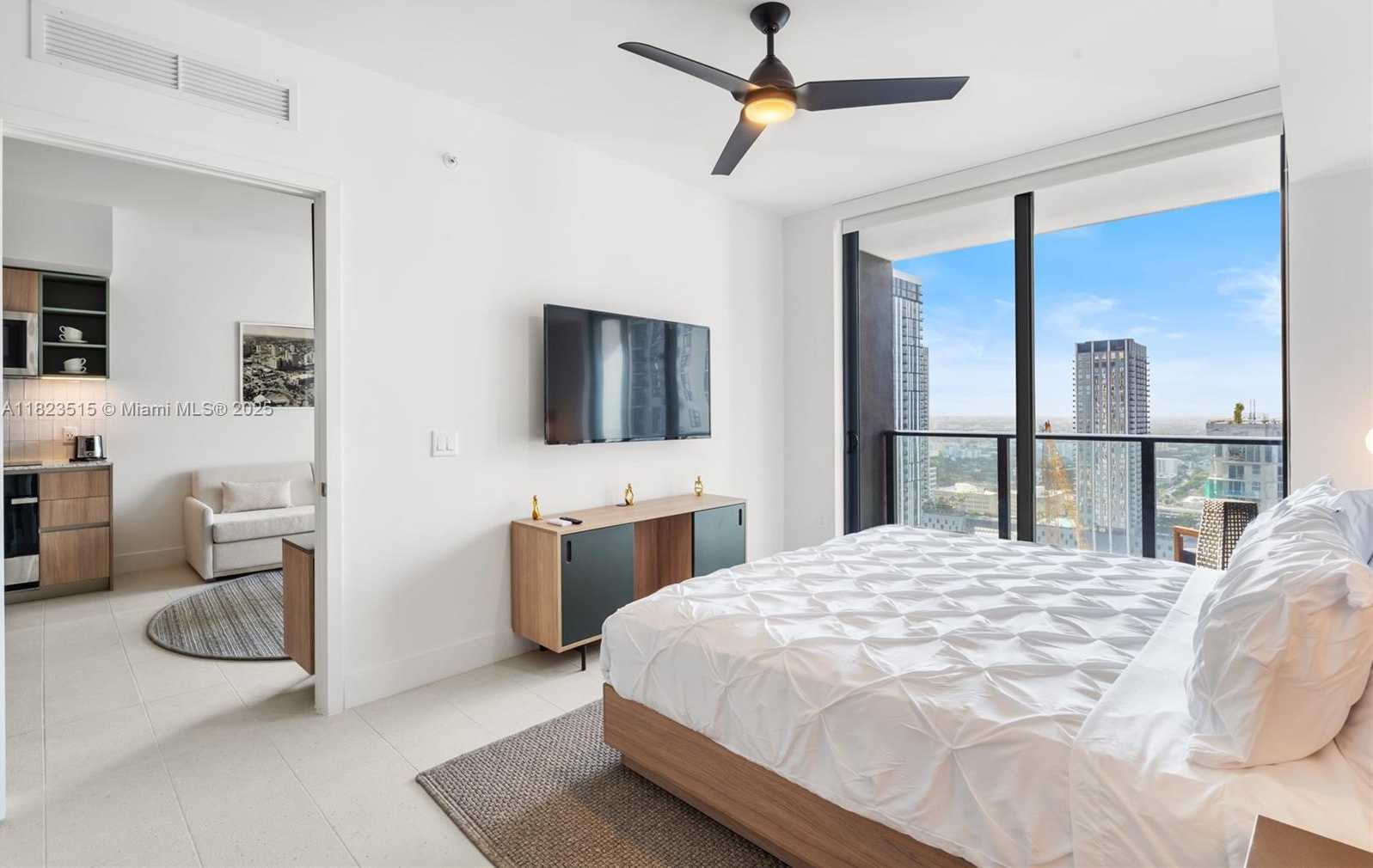 Small Image of 159 NORTH EAST 6TH ST #3104, Miami Number 14