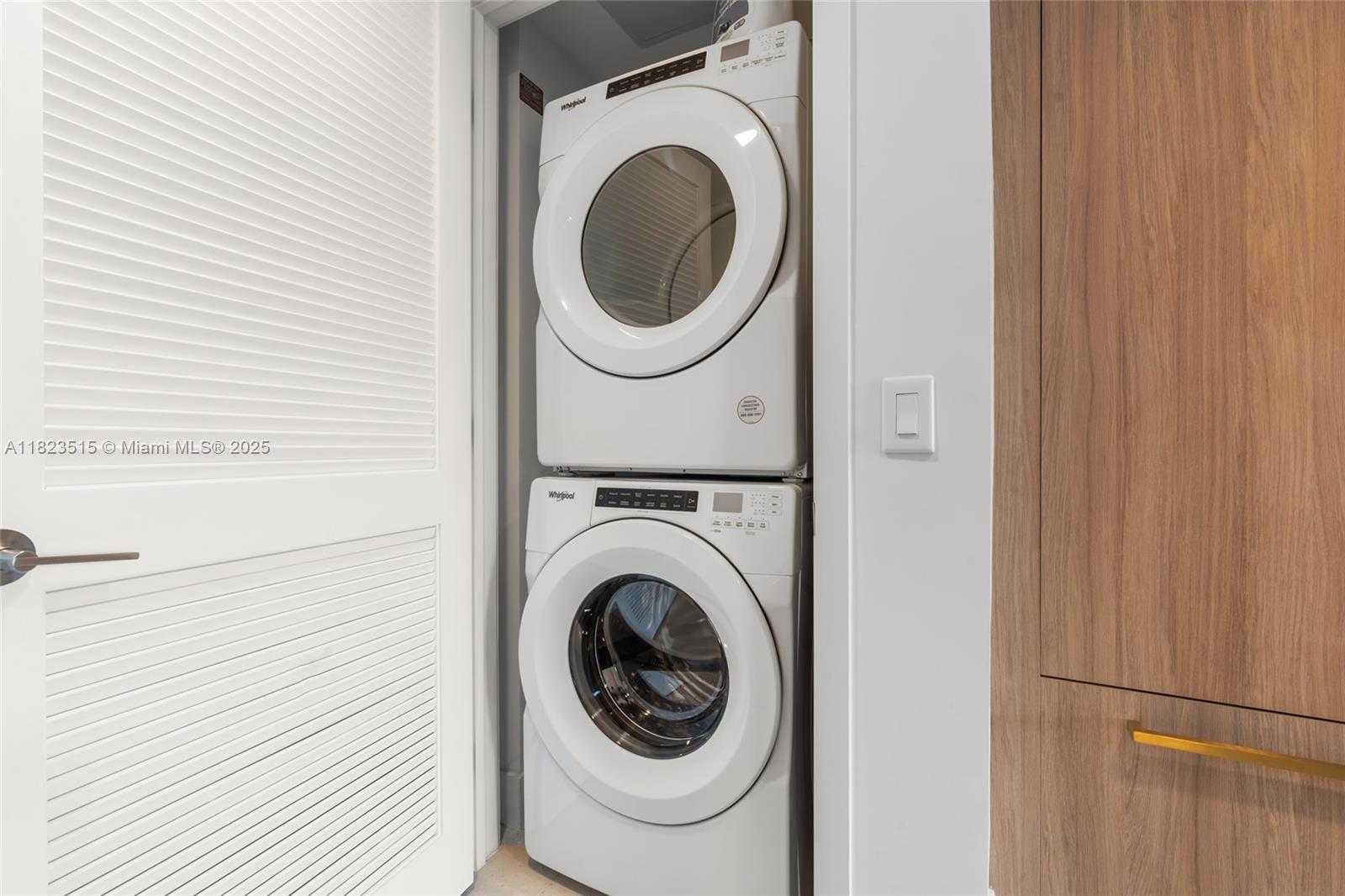 Small Image of 159 NORTH EAST 6TH ST #3104, Miami Number 18
