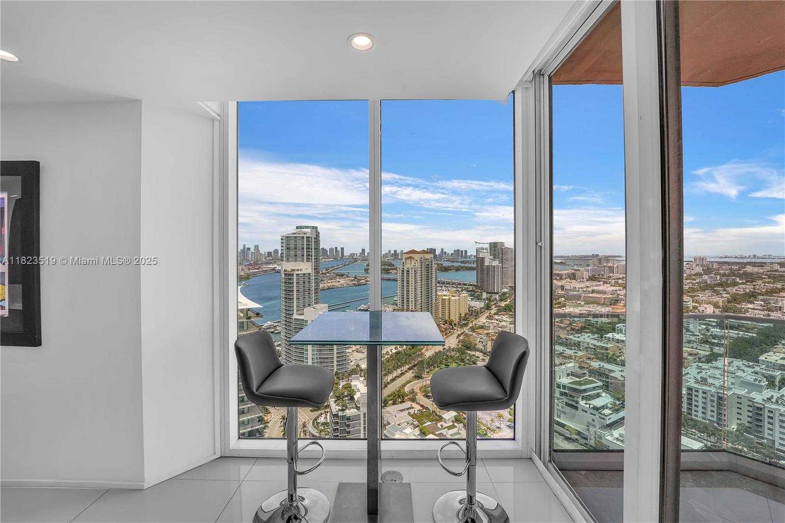 Small Image of 300 SOUTH POINTE DR #3405, Miami Beach Number 23