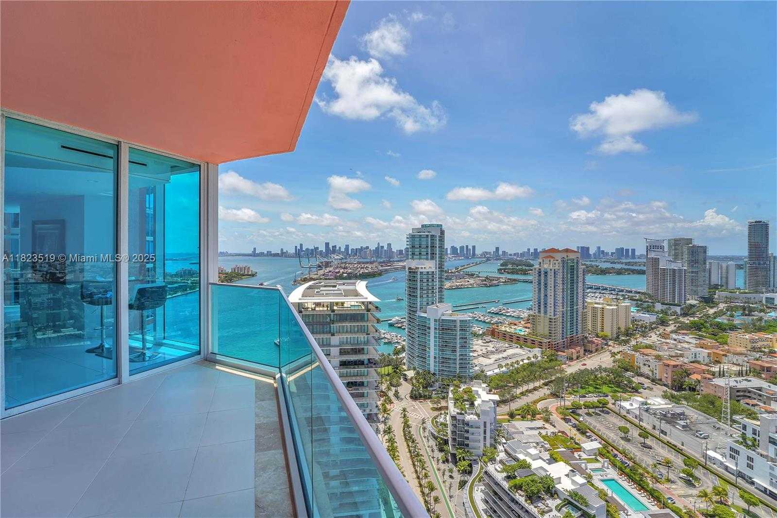 Small Image of 300 SOUTH POINTE DR #3405, Miami Beach Number 30