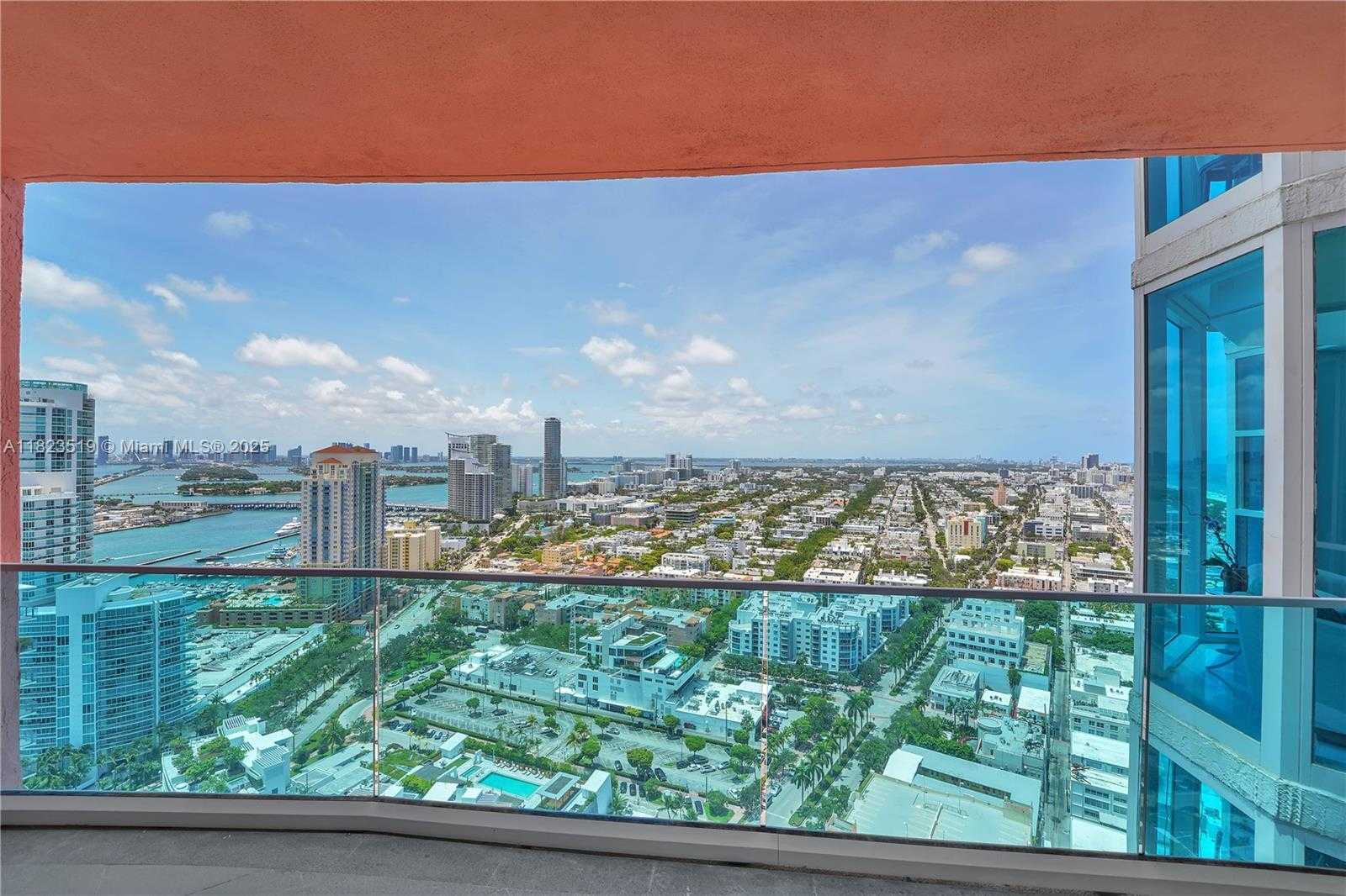 Small Image of 300 SOUTH POINTE DR #3405, Miami Beach Number 47