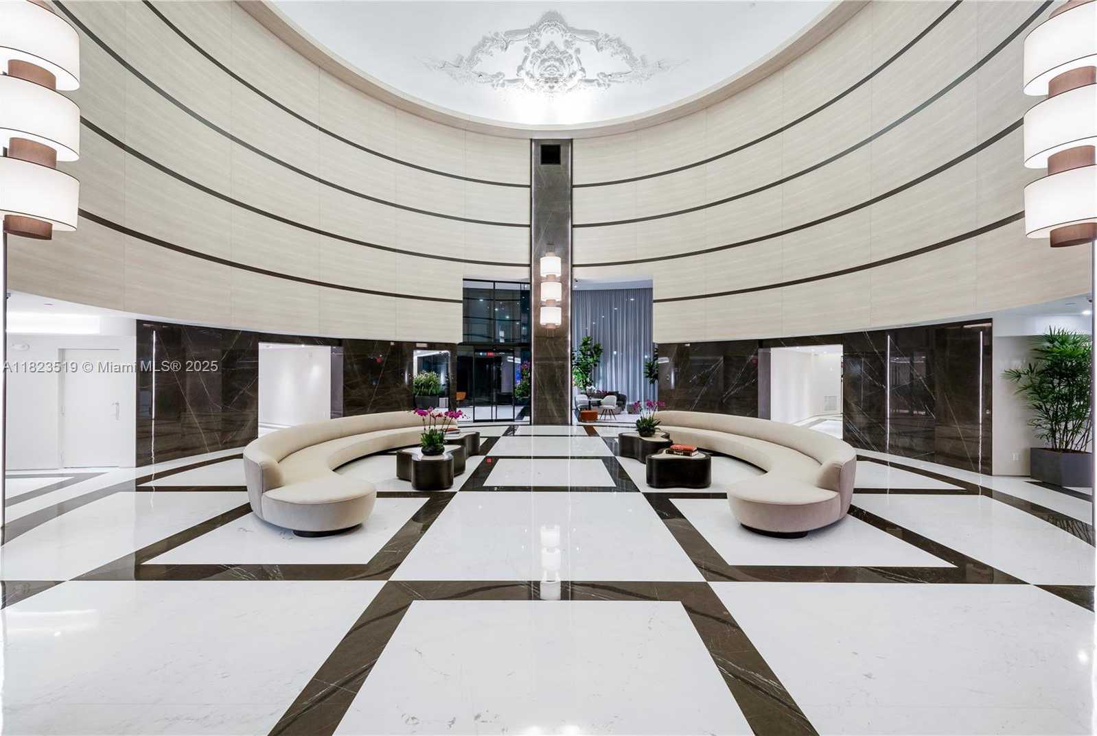 Small Image of 300 SOUTH POINTE DR #3405, Miami Beach Number 59