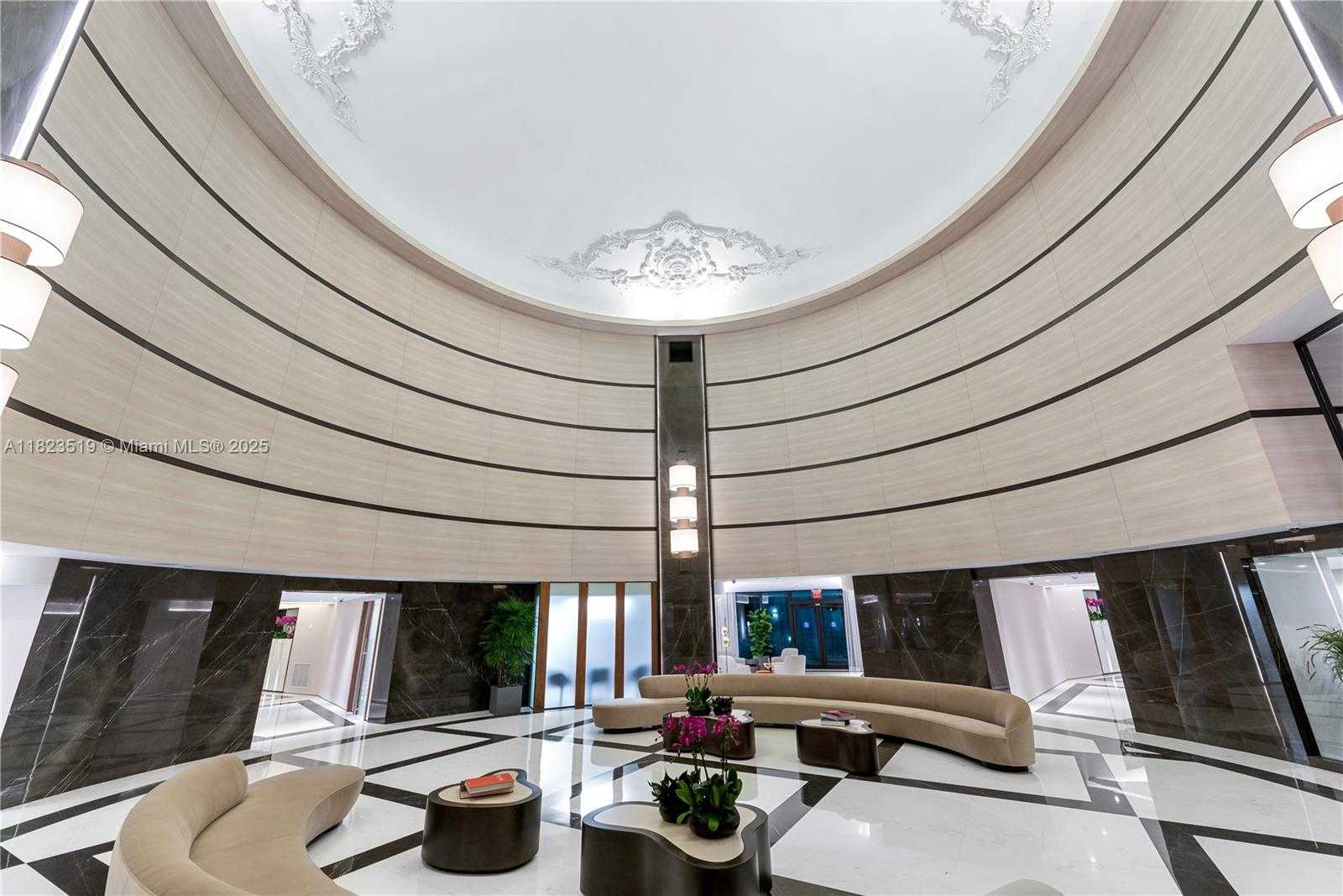 Small Image of 300 SOUTH POINTE DR #3405, Miami Beach Number 68
