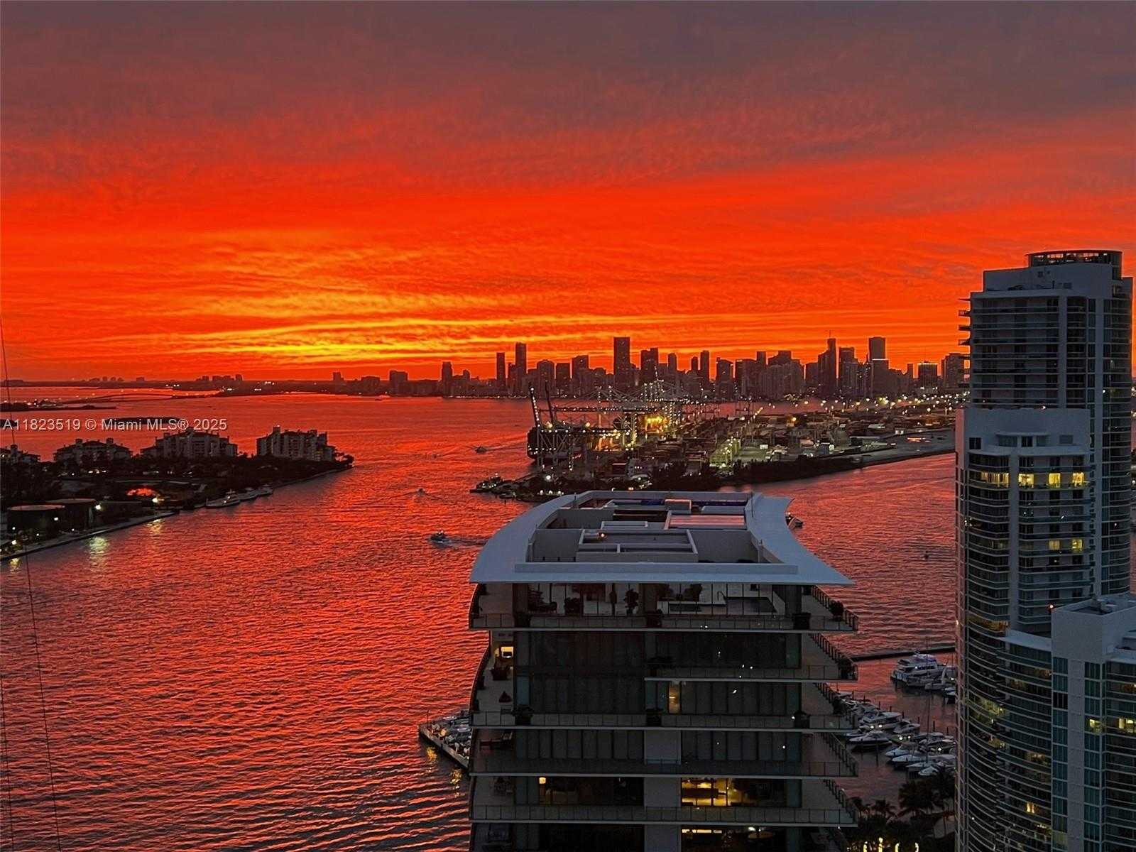 Small Image of 300 SOUTH POINTE DR #3405, Miami Beach Number 85