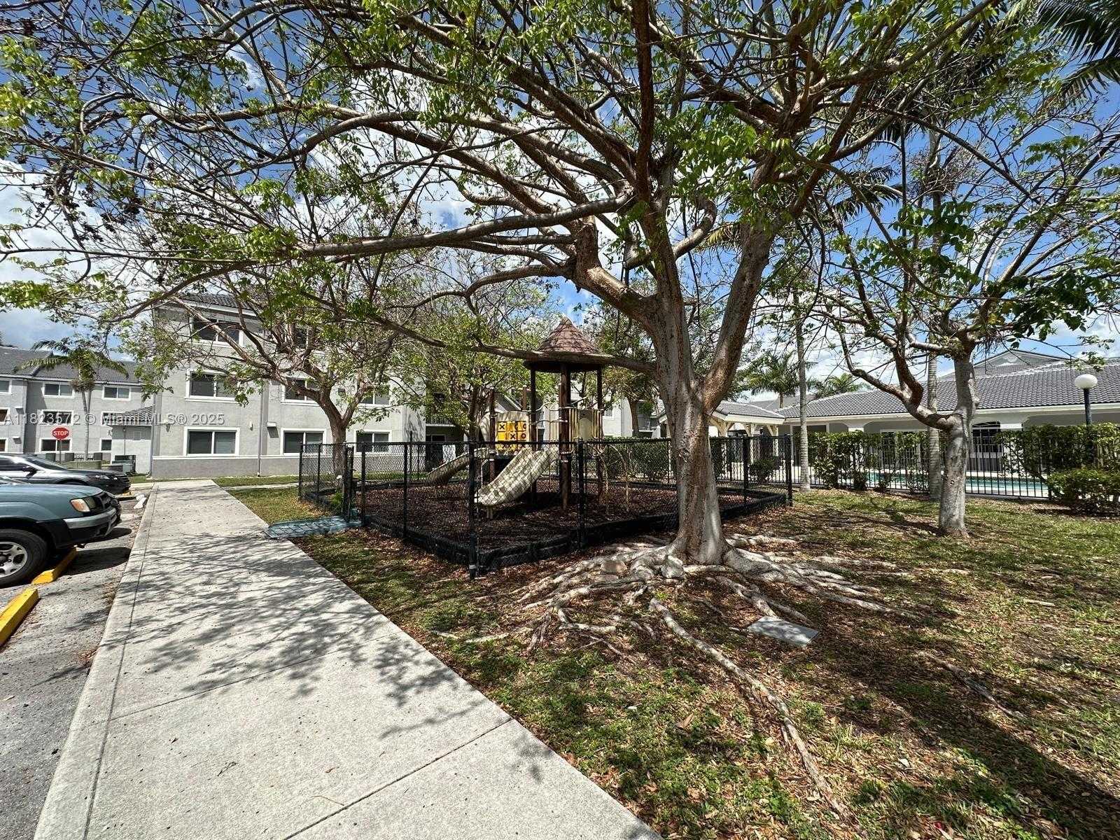 Small Image of 15422 SOUTH WEST 284 ST #7207, Homestead Number 26