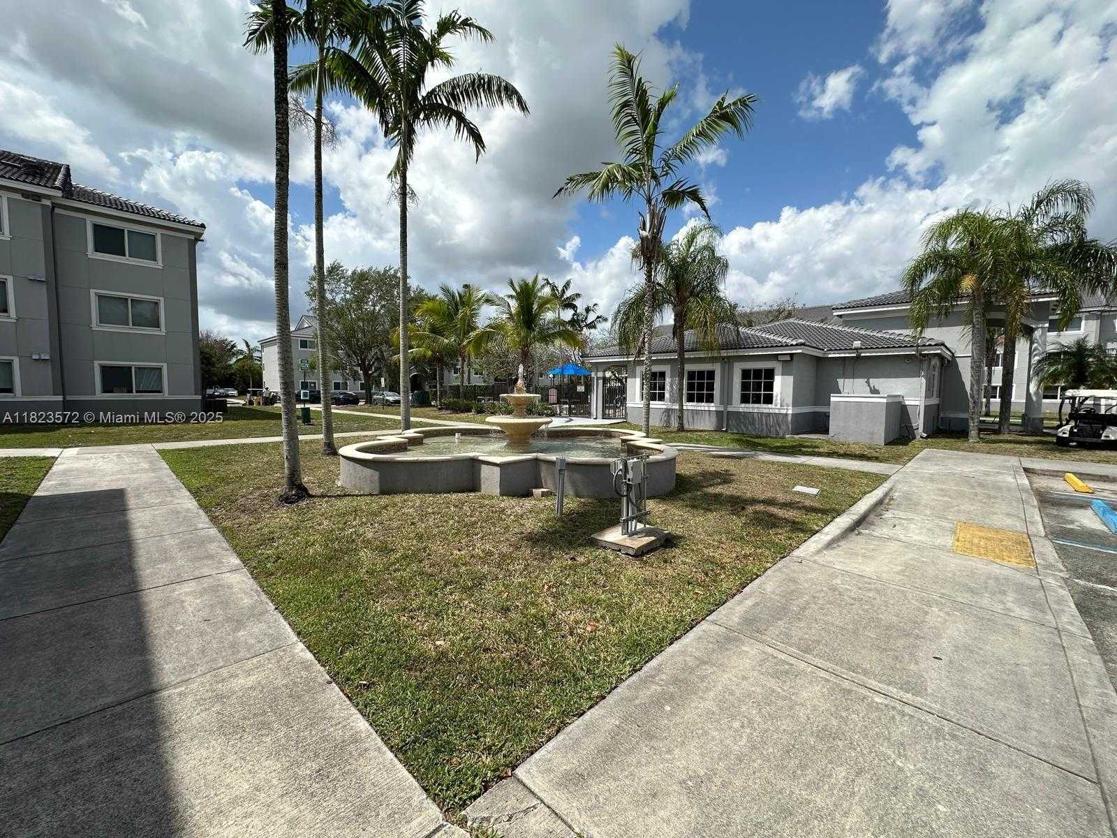 Small Image of 15422 SOUTH WEST 284 ST #7207, Homestead Number 29