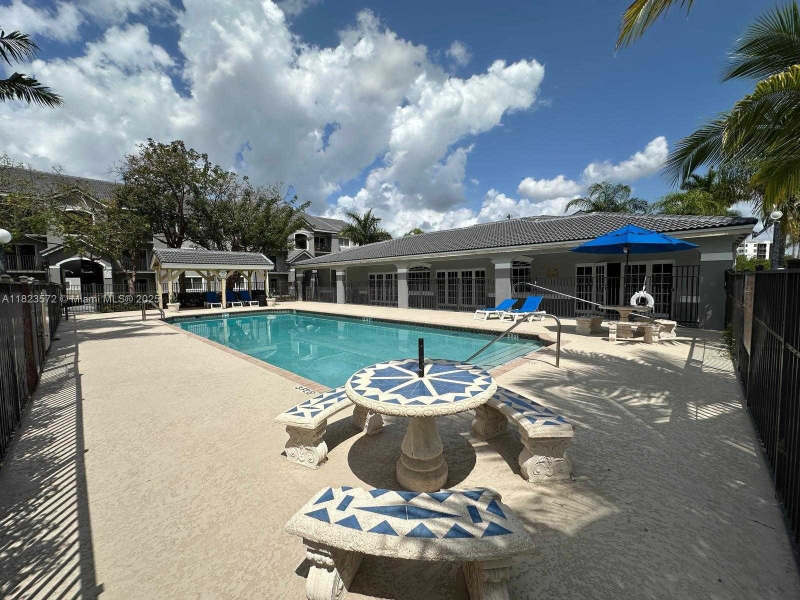 Small Image of 15422 SOUTH WEST 284 ST #7207, Homestead Number 34