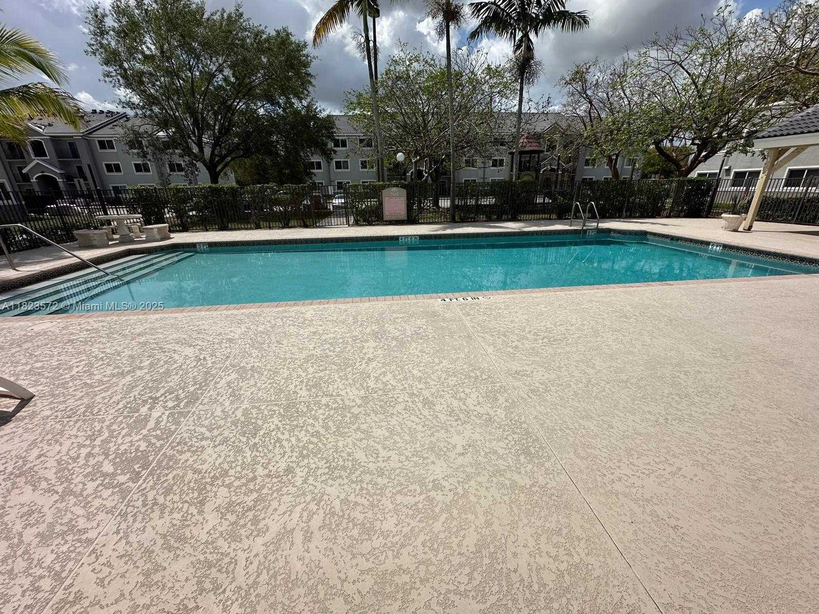 Small Image of 15422 SOUTH WEST 284 ST #7207, Homestead Number 35