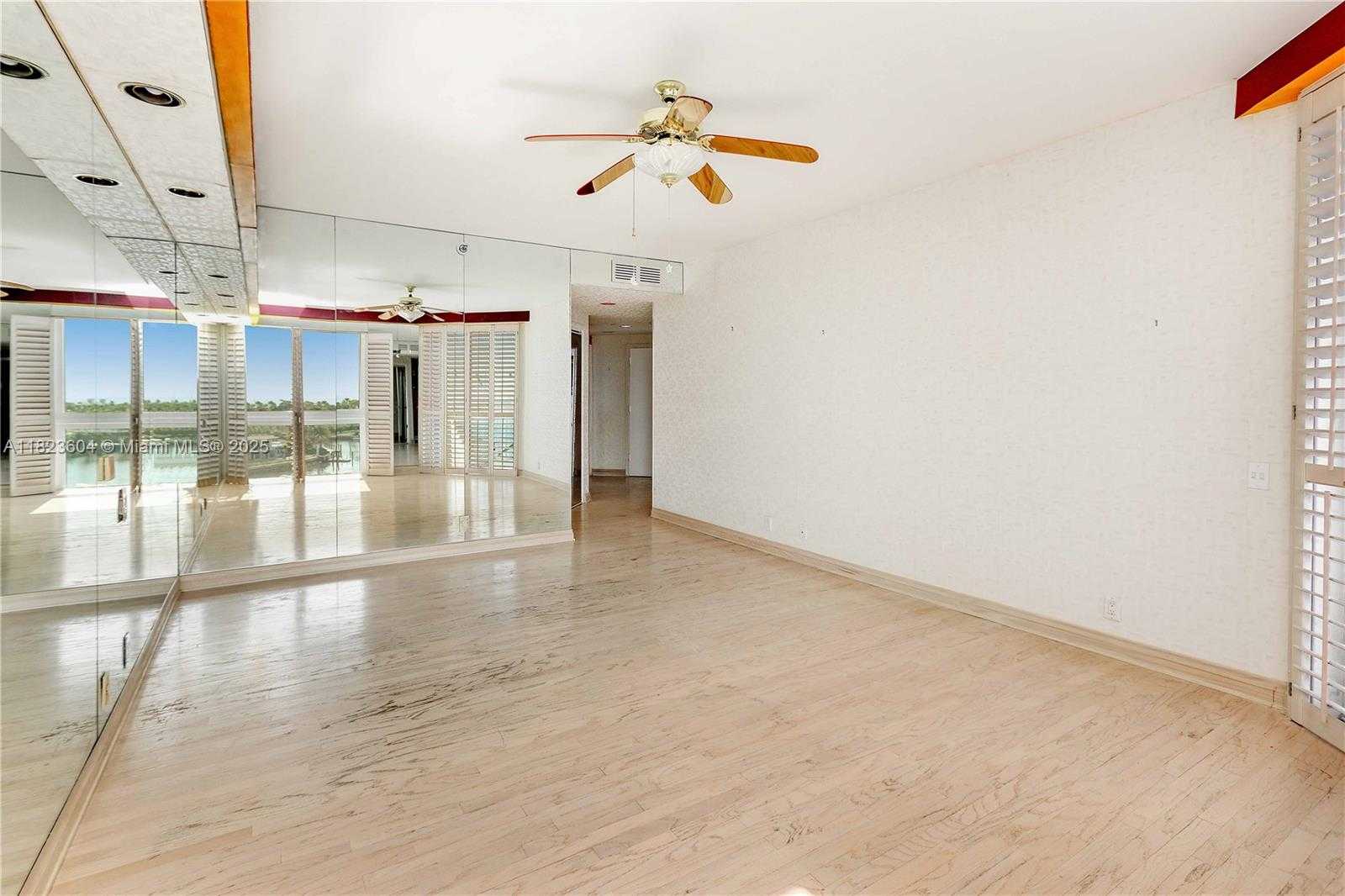 Small Image of 3802 NORTH EAST 207TH ST #601, Aventura Number 16