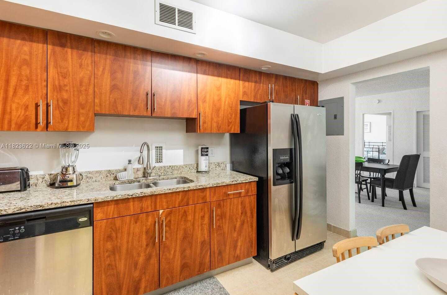 Small Image of 4001 SOUTH OCEAN DR #5M, Hollywood Number 3