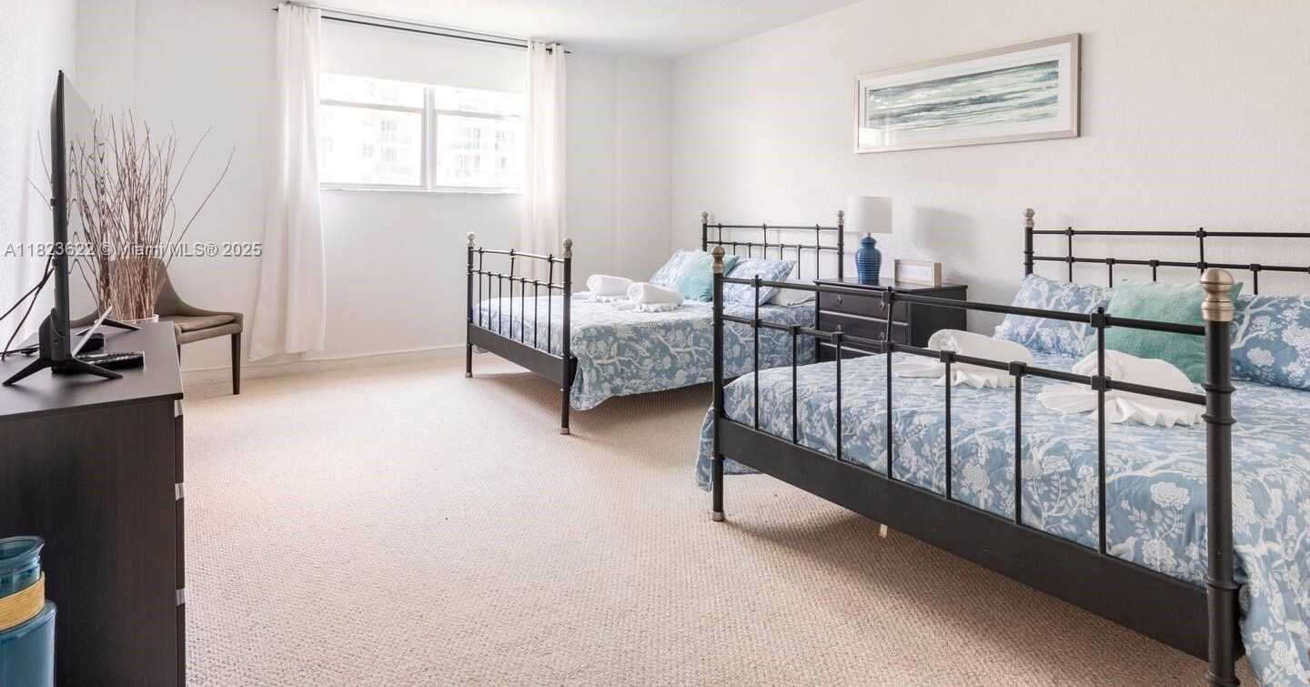 Small Image of 4001 SOUTH OCEAN DR #5M, Hollywood Number 8