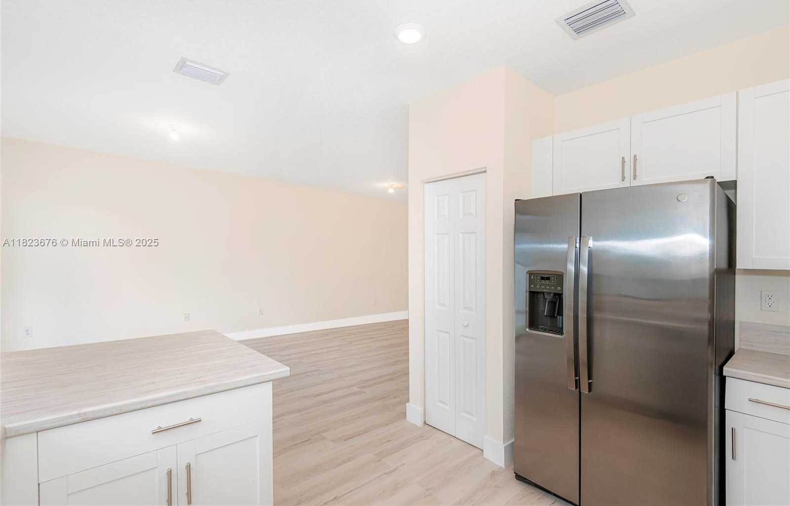 Small Image of 3348 WEST 108TH ST, Hialeah Number 10