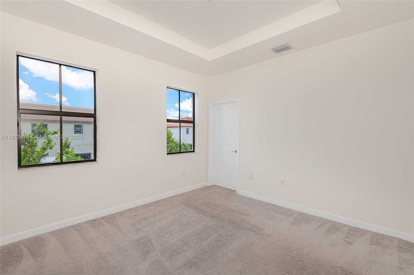 Small Image of 3348 WEST 108TH ST, Hialeah Number 15