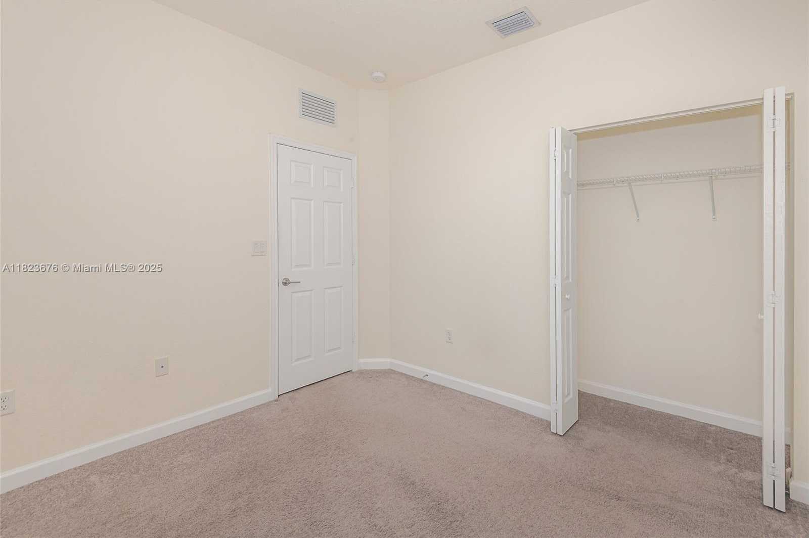 Small Image of 3348 WEST 108TH ST, Hialeah Number 22