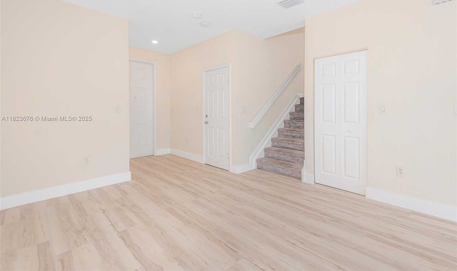 Small Image of 3348 WEST 108TH ST, Hialeah Number 8